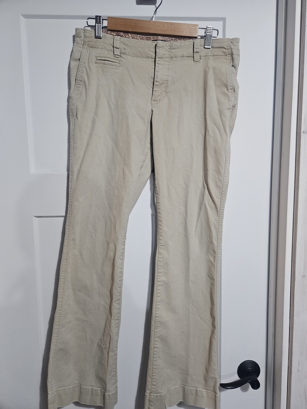 American Eagle Outfitters Y2K Beige and Pink Paisley Bootcut Jeans